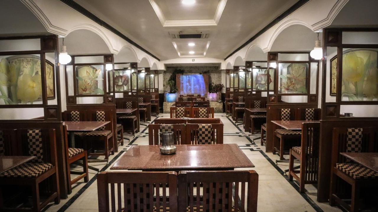 Hotel Aarathy Madurai Extérieur photo